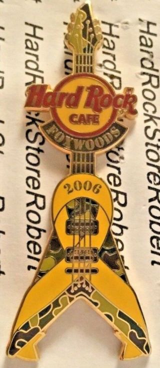 2006 Hard Rock Cafe Foxwoods Support Our Troops Yellow Ribbon Camo Guitar Le Pin