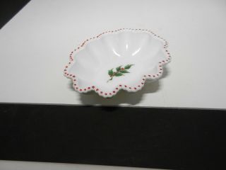 Westmoreland Glass Beaded Edge Red Dots Holly Dec Oval Bowl 6 1/2 " L Ca 1950 Tm