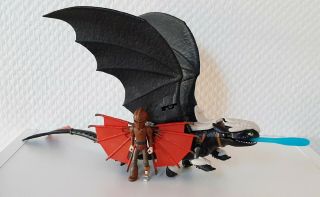 Armored Toothless And Hiccup Figure How To Train Your Dragon Race To The Edge