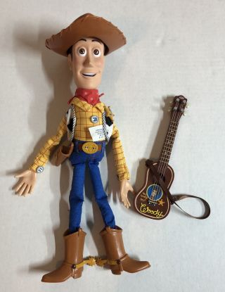2002 Hasbro Disney Pixar Toy Story Pull String Woody Talking Doll Hat & Guitar