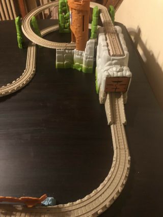 Fisher Price Thomas & Friends Trackmaster Castle Quest Set Complete Train Set