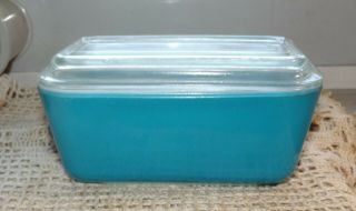 Pyrex Primary Blue Refrigerator Dish And Lid 502 6 1/2 "
