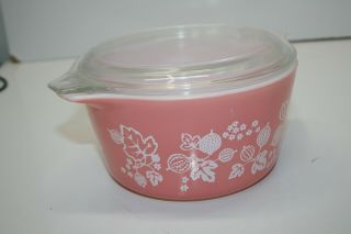 PYREX 473 1 QT PINK GOOSEBERRY AND 1 - 470 - C LID 2