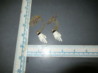 2 Michael Jackson White Flashy Glove Necklace 1980s King Of Pop Music Vintage