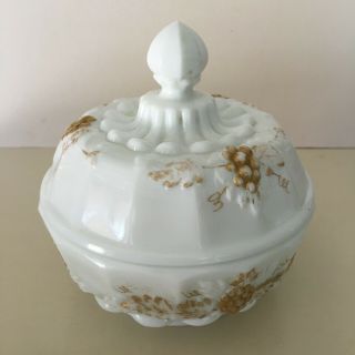 Vintage Westmoreland Panelled Milk Glass Candy Dish/bowl With Gold Grapes