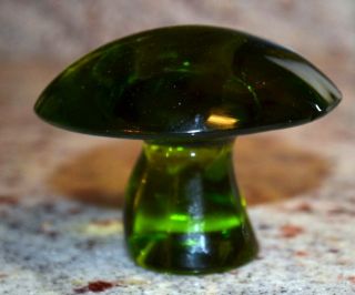 Vintage Mid Century Modern Viking Art Glass Green Epic Mushroom Paperweight