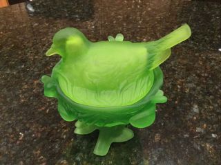 Vintage Westmoreland Lime Green Satin Glass Bird on Nest Candy Dish 3