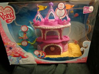 My Little Pony Hasbro Ponyville Mermaid Pony Castle Play Set