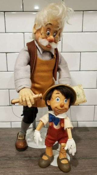 R.  John Wright - Walt Disney - Geppetto & Pinocchio Doll Limited 242 - 1995 Euc