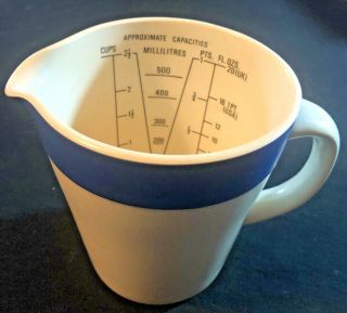 Vintage Tg Green England 2.  5 Cup Ceramic Measuring Cups Ounces Millilitres Pints
