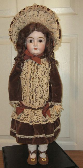 Antique Closed Mouth Pouty German Doll - Kestner (?)