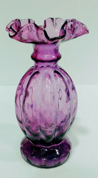 Vintage Lavender Fenton Quilted Diamond Optic Patter Glass Vase With Ruffle Edge