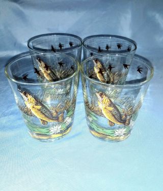 Vintage Set Of Four Tumblers Lake Scene With Fish Catching Fly And Birds