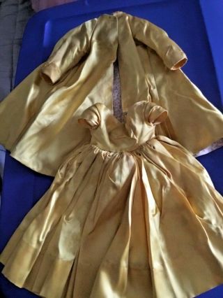 Vintage Madame Alexander Cissy Doll In Orig gold theatre ensemble,  shoes,  Scarf 4