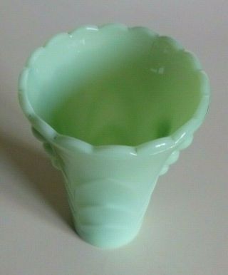 Vintage Jadite Green Fire King Glass Vase 5 1/4 inches Art Deco Anchor Hocking 2