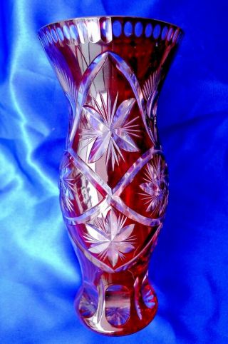 VINTAGE BOHEMIAN CRYSTAL GLASS VASE; RUBY RED CUT TO CLEAR.  15 cm 315 gms 3