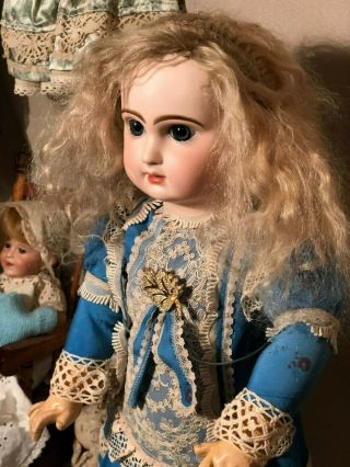 Tête Jumeau Closed Mouth Pressed Bisque Doll Size 65 Cm Crack On The Head