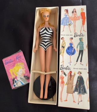 Vintage Blonde 4 Ponytail Barbie W/ 850 Box,  Stand,  & Accessories