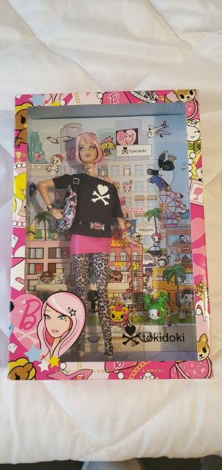 2011 Pink Hair Tokidoki Barbie Doll Gold Label Mattel T7939 Nrfb