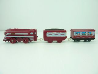 Thomas And Friends Trackmaster Railway Motorized Train Caitlin And 2 Cars