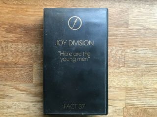 Joy Division - Here Are The Young Men - Fact 37 - 1982 - Factory Records