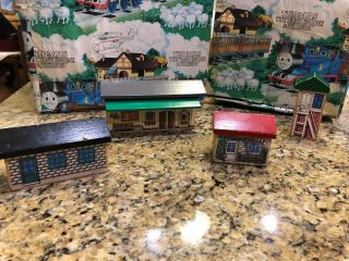 Thomas The Tank - Set Of 4 Buildings - Wooden Train Accessory