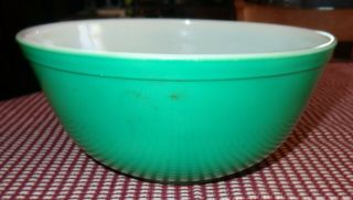 Old Vintage Primary Green Pyrex Nesting Mixing Bowl 2 - 1/2 Quart Marked 403 & 15