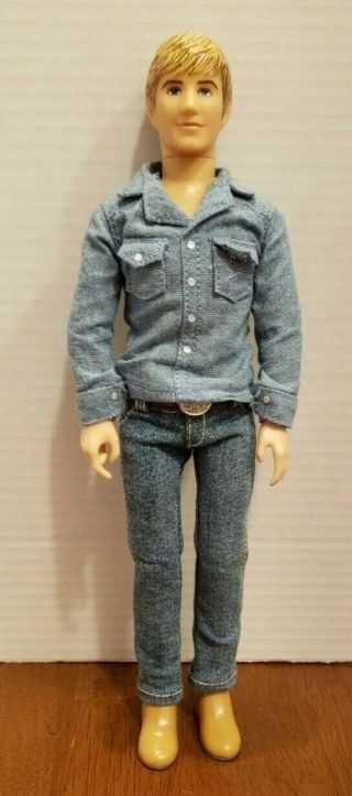 Hannah Montana The Movie Travis Male Doll With Clothing And Boots