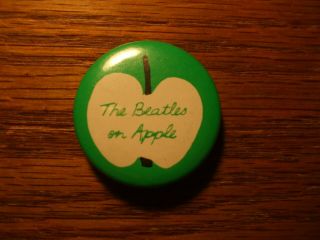 The Beatles On Apple (records) Pin Back Button From The 70 