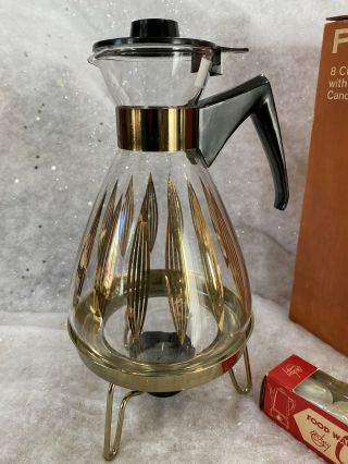 VINTAGE PYREX 8 CUP CARAFE with CANDLE WARMER 4608 - 3 2