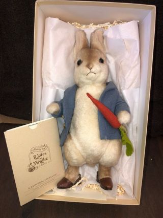 R.  John Wright Peter Rabbit 12 " 0634/1200 / Paperwork - Adorable