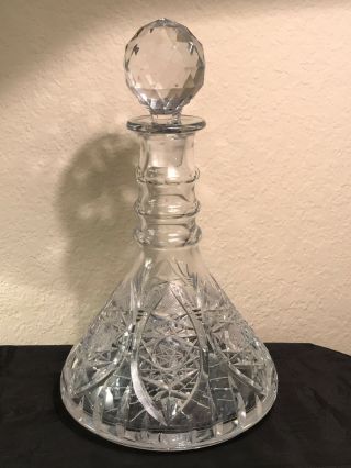 Fine Cut Crystal Decanter W/ 3 - Ring Neck,  Starburst & Faceted Stopper 750ml