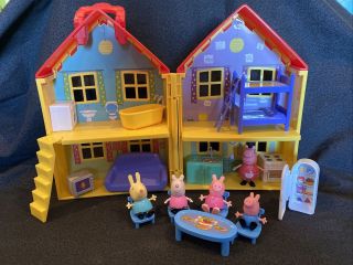 Peppa Pig Deluxe Yellow House W/ Furniture,  Figures 20 Piece Set