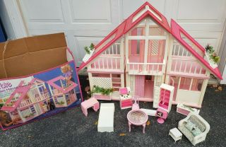 Vintage A Frame Pink Barbie Dream House Furniture Accessories Plants Box 1667