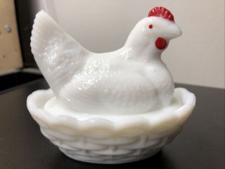 Vintage Westmoreland Milk Glass Chicken Rooster Hen On Nest Covered Candy Dish