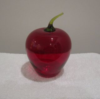 Viking Glass Epic Large Ruby Red Apple 7.  5 Inch Thin Stem