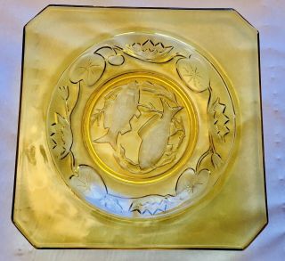 VINTAGE LOVEY ART DECO BAGLEY AMBER GLASS SQUARE FISH DINNER PLATE 2