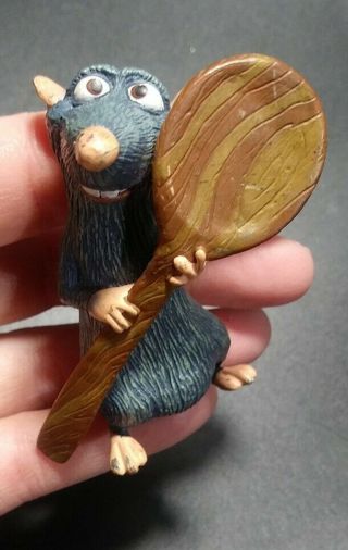 Disney Pixar Ratatouille Figurine Figure Rat Mouse Remy Holding Spoon 2.  5 "
