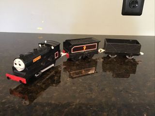 Thomas The Train Trackmaster Motorized - Donald And Tender With Black Truck Car