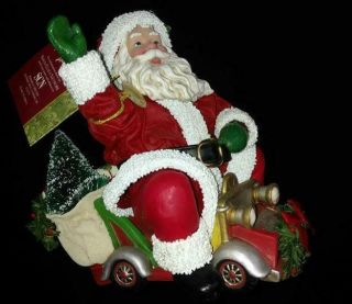 Clothtique Possible Dreams Santa Claus In Car Christmas Holiday Traffic,