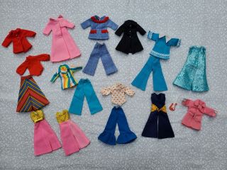 Vintage 1970 Topper Dawn doll with several outfits 2