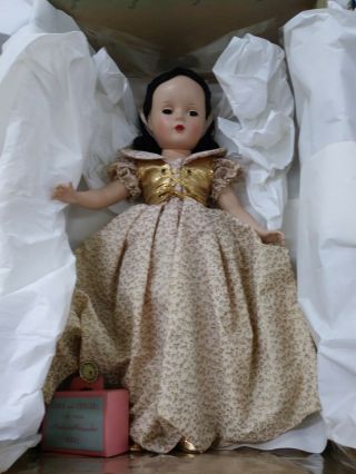 Vintage Madame Alexander Snow White Doll,  Complete