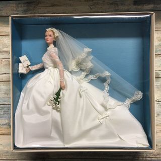 Barbie Collector Gold Label Silkstone " Grace Kelly The Bride " Nrfb 2012