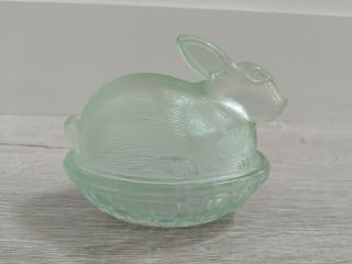 Vintage Light Green Glass Bunny Rabbit Lidded Nut Candy Bowl 4.  5x3.  5x4 " Easter