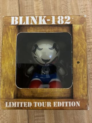 Blink 182 Bunny Rabbit Vinyl Figure Limited 2009 Tour Edition