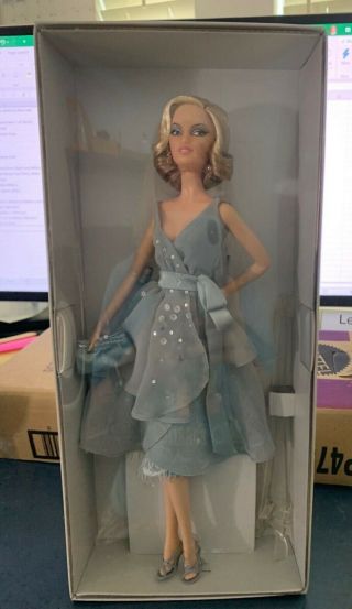 Splash Of Silver Barbie Doll Bfc Exclusive Platinum Label Mattel - Box Not