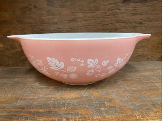 Vintage Pyrex Pink Gooseberry Cinderella 4 Quart Pour Ends Mixing Bowl 444