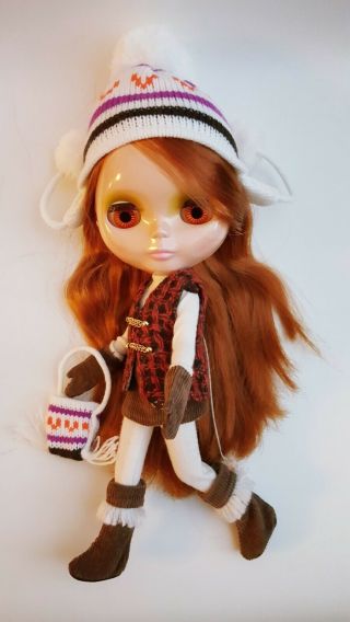 Takara Neo Blythe Doll Very Inspired By Pow Wow Poncho.  Sbl - 2.  Dec2003.  Ukseller