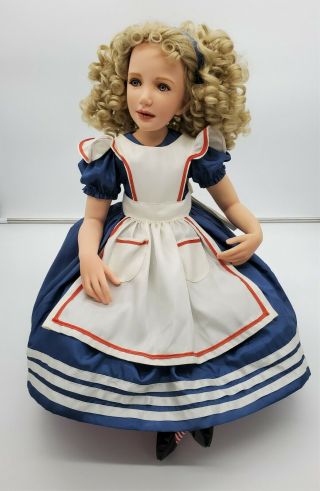 Masterpiece Gallery Le Designer Doll " Alice In Wonderland " By Jane Bradbury