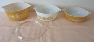 3 Vintage Pyrex Nesting Casserole Set Butterfly Gold And White With Lid 3 Sizes